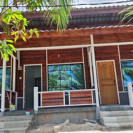 Ella'S Place Salang Tioman Kampong Ayer Batang ภายนอก รูปภาพ