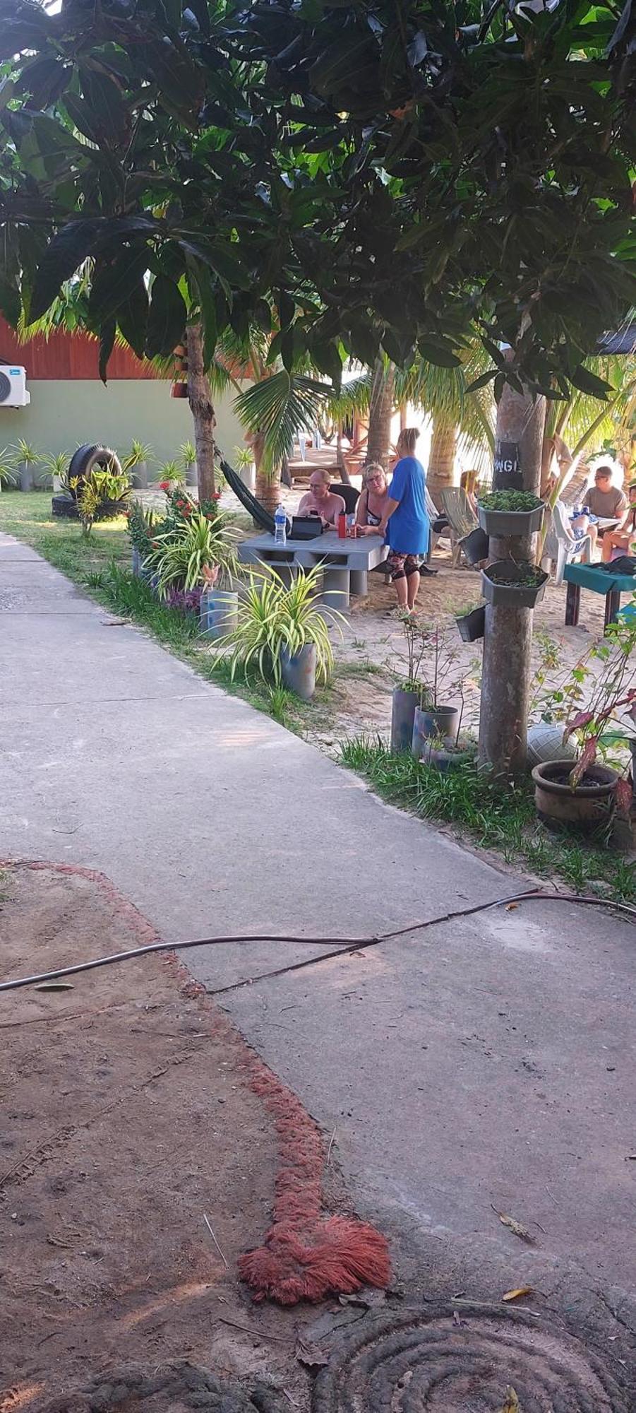 Ella'S Place Salang Tioman Kampong Ayer Batang ภายนอก รูปภาพ