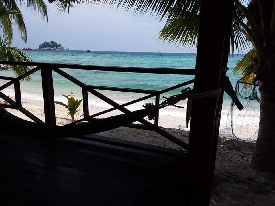 Ella'S Place Salang Tioman Kampong Ayer Batang ห้อง รูปภาพ