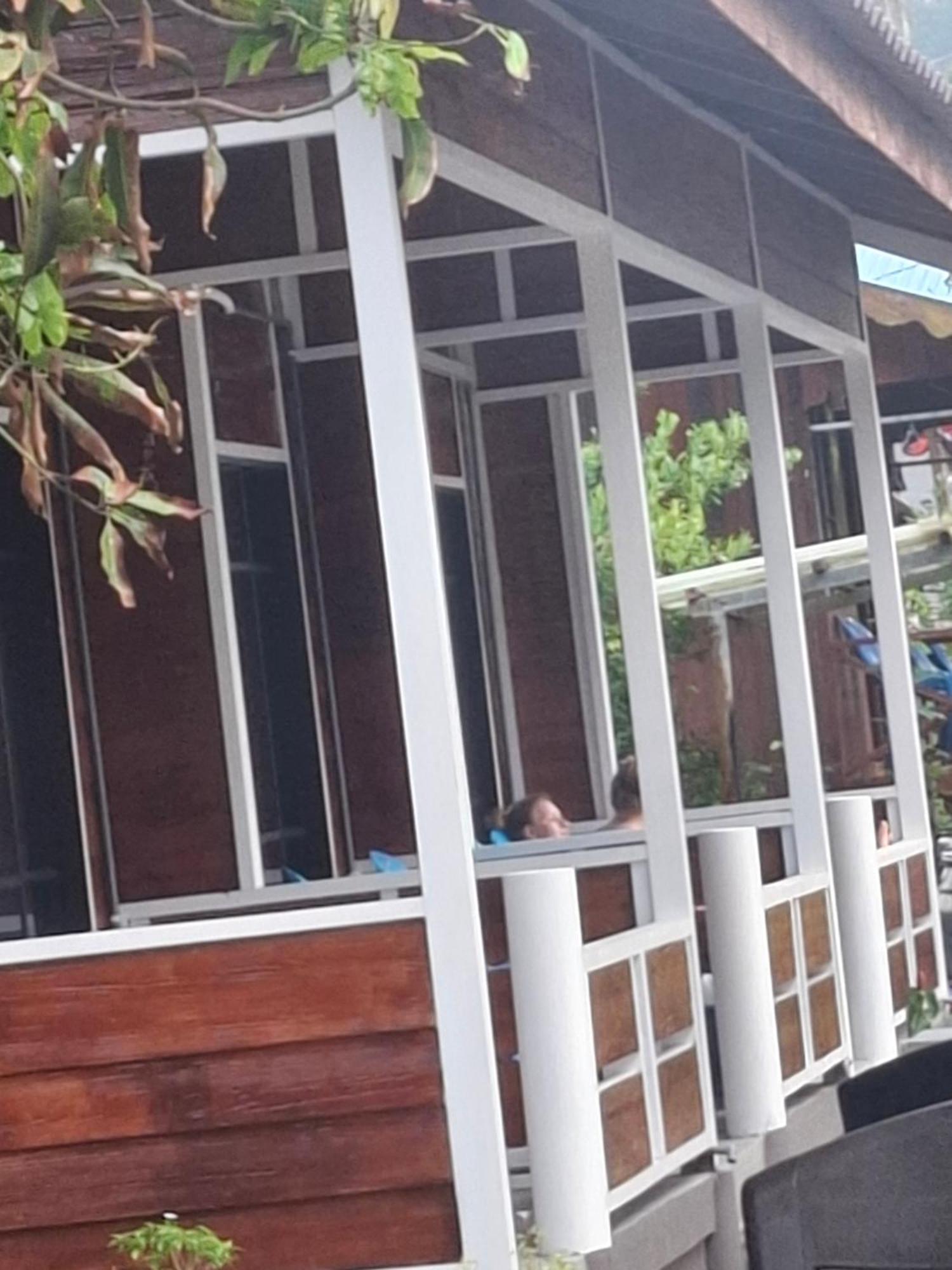 Ella'S Place Salang Tioman Kampong Ayer Batang ภายนอก รูปภาพ