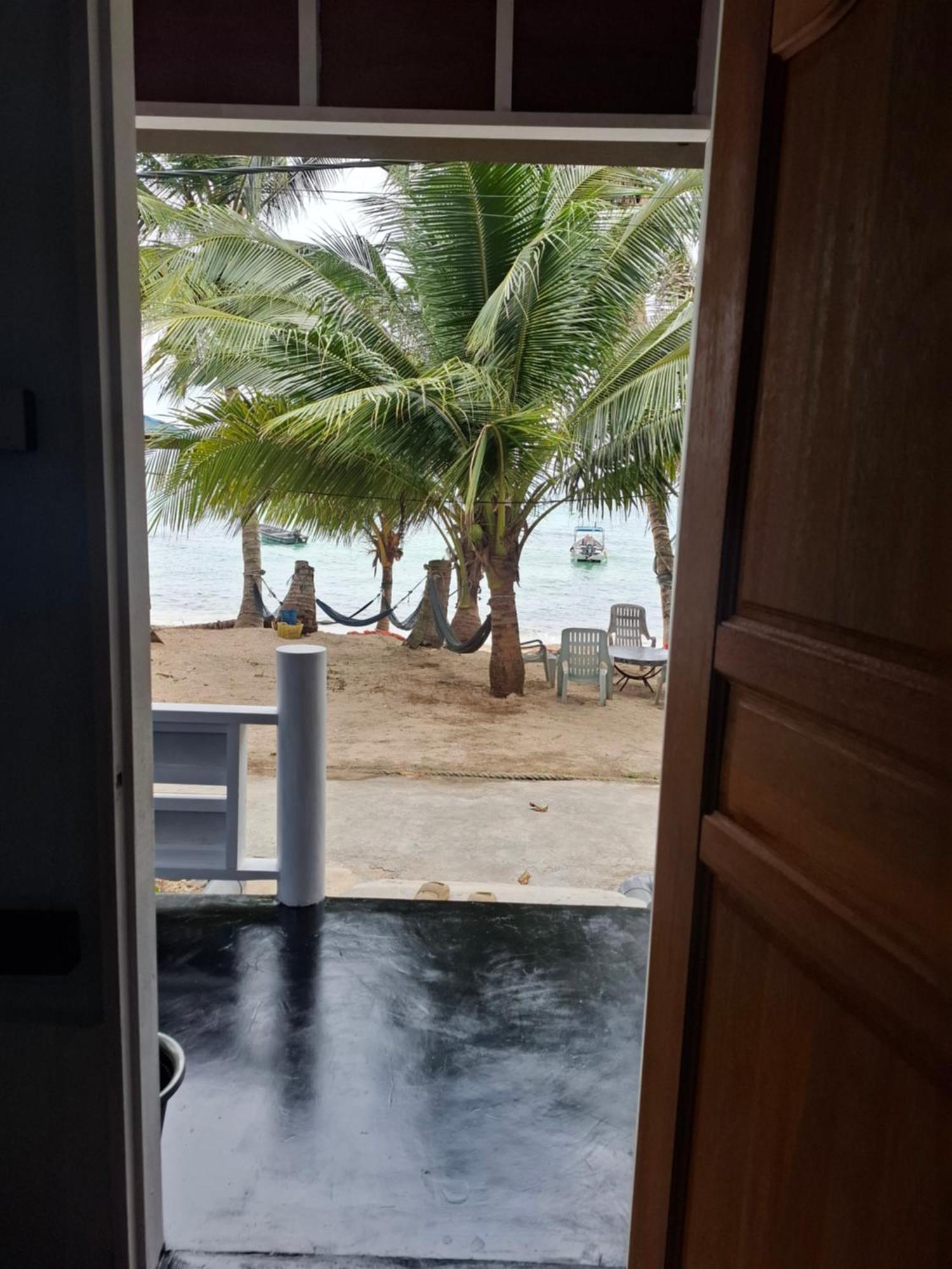 Ella'S Place Salang Tioman Kampong Ayer Batang ภายนอก รูปภาพ